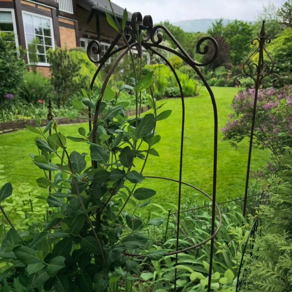 Kovácsolt Obeliszk - 200 x 50 cm